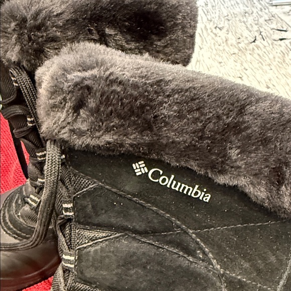 Columbia Women's Black Suede Fur-Trimmed and Cozy Lined Ice Maiden Boots - Picture 2 of 6